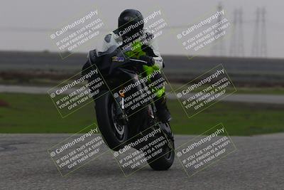 media/Nov-30-2025-TrackDaz (Sun) [[d8b22663df]]/A Group/Session 4 (Wheelie Bump)/